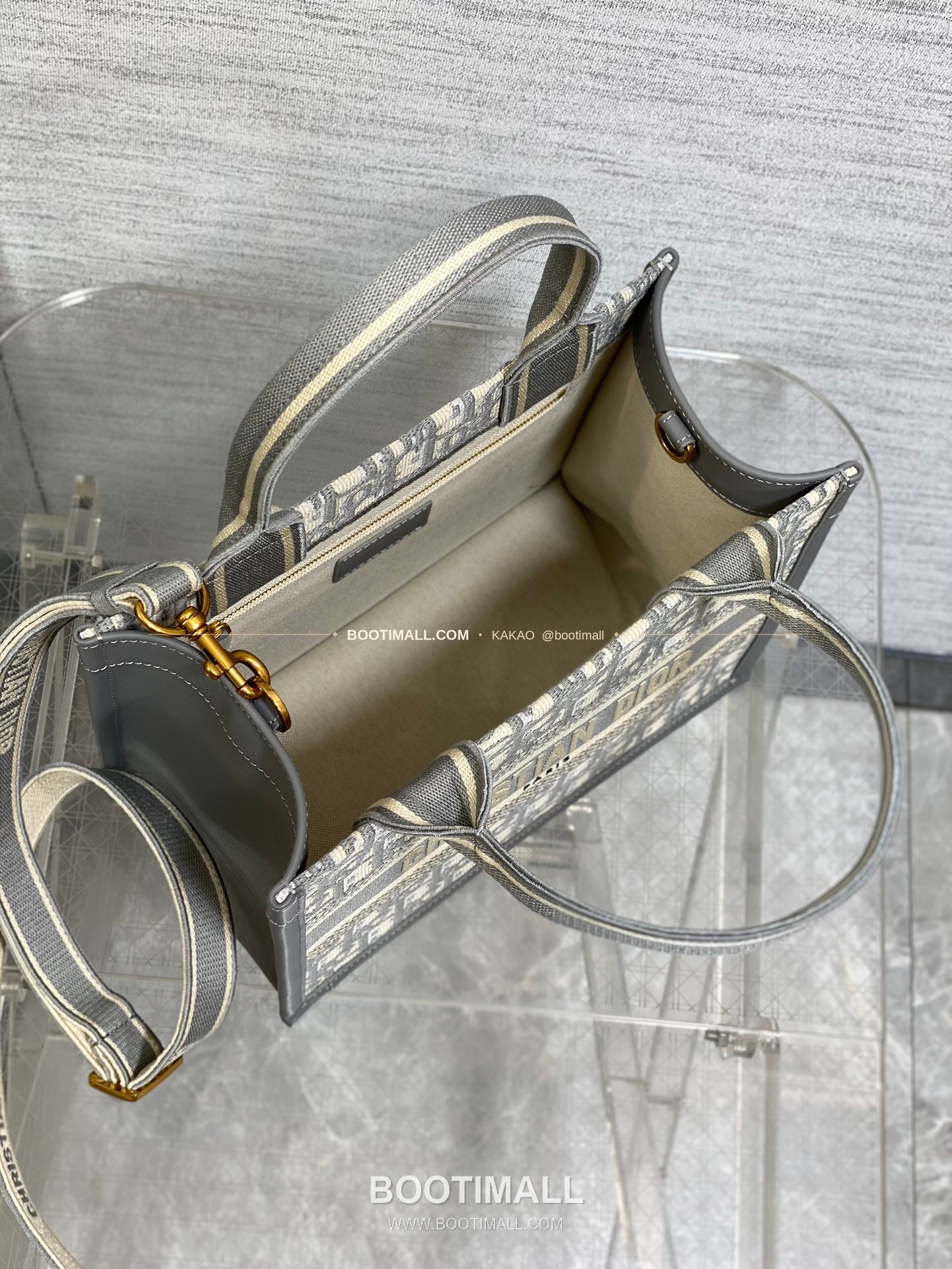 디올 오블리크 자수 캔버스 스트랩 스몰 토트백 Dior Oblique Embroidered Canvas Strap Small Tote Bag 26cm 8