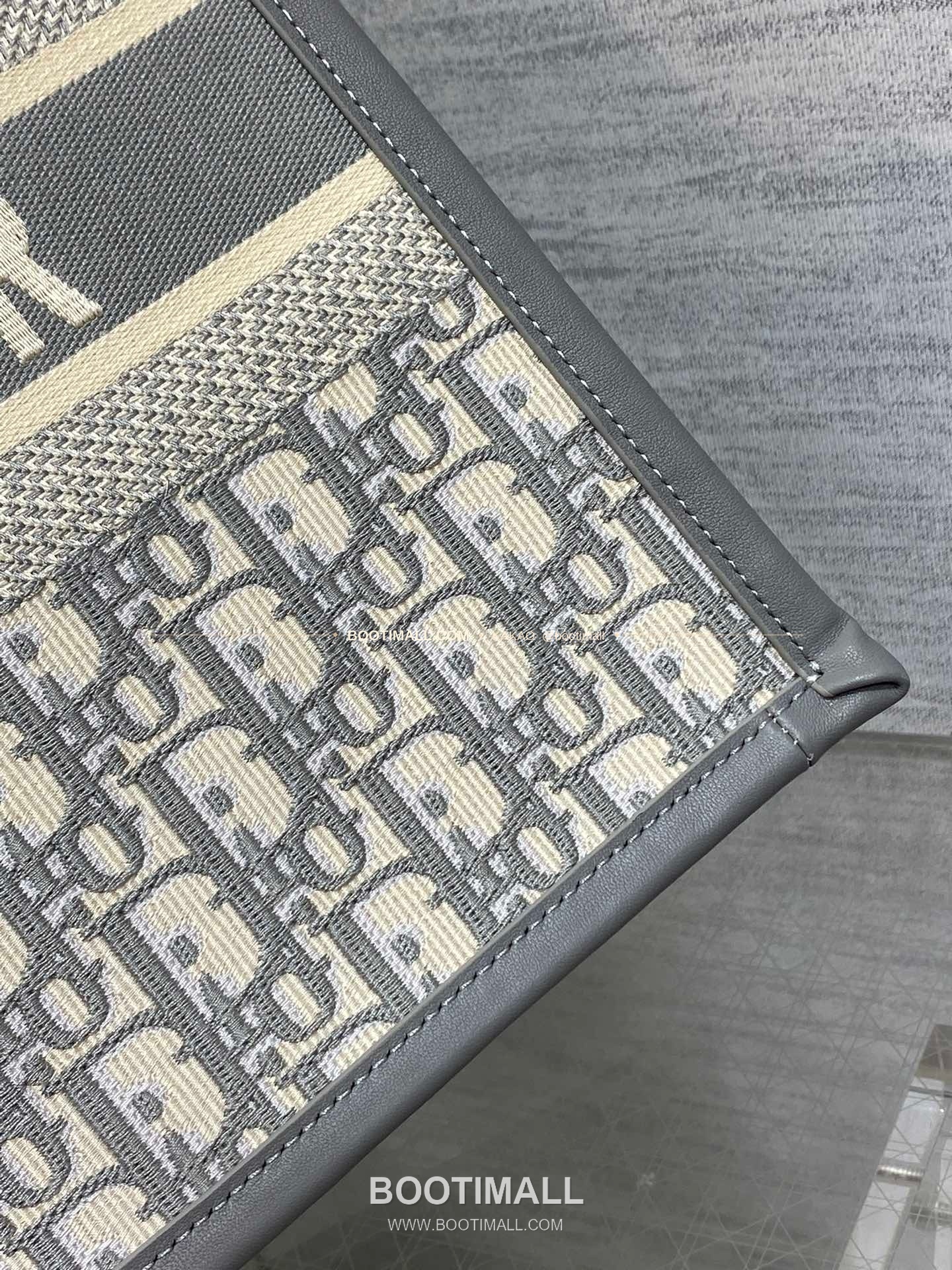 디올 오블리크 자수 캔버스 스트랩 미디엄 토트백 Dior Oblique Embroidered Canvas Strap Medium Tote Bag 36cm 7