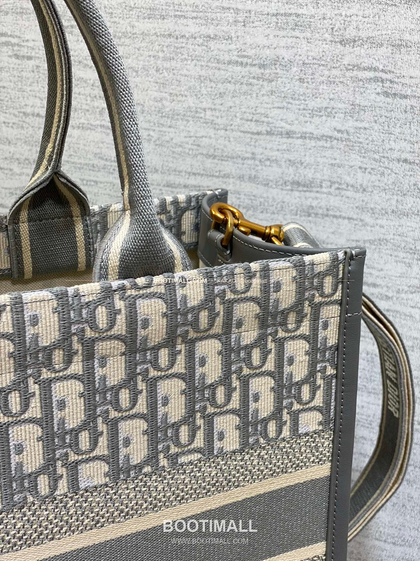 디올 오블리크 자수 캔버스 스트랩 미디엄 토트백 Dior Oblique Embroidered Canvas Strap Medium Tote Bag 36cm 9