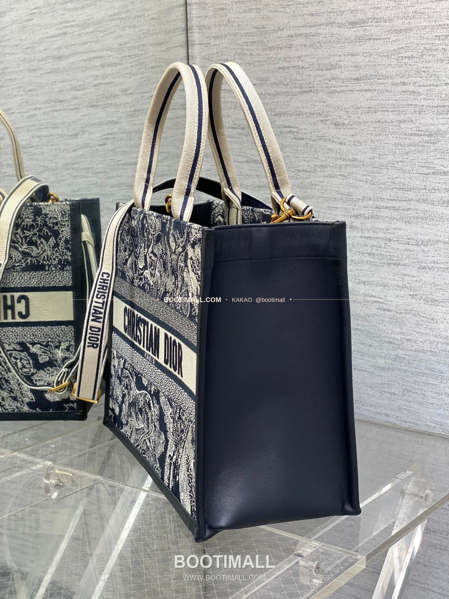 디올 오블리크 자수 캔버스 스트랩 미디엄 토트백 Dior Oblique Embroidered Canvas Strap Medium Tote Bag 36cm 6