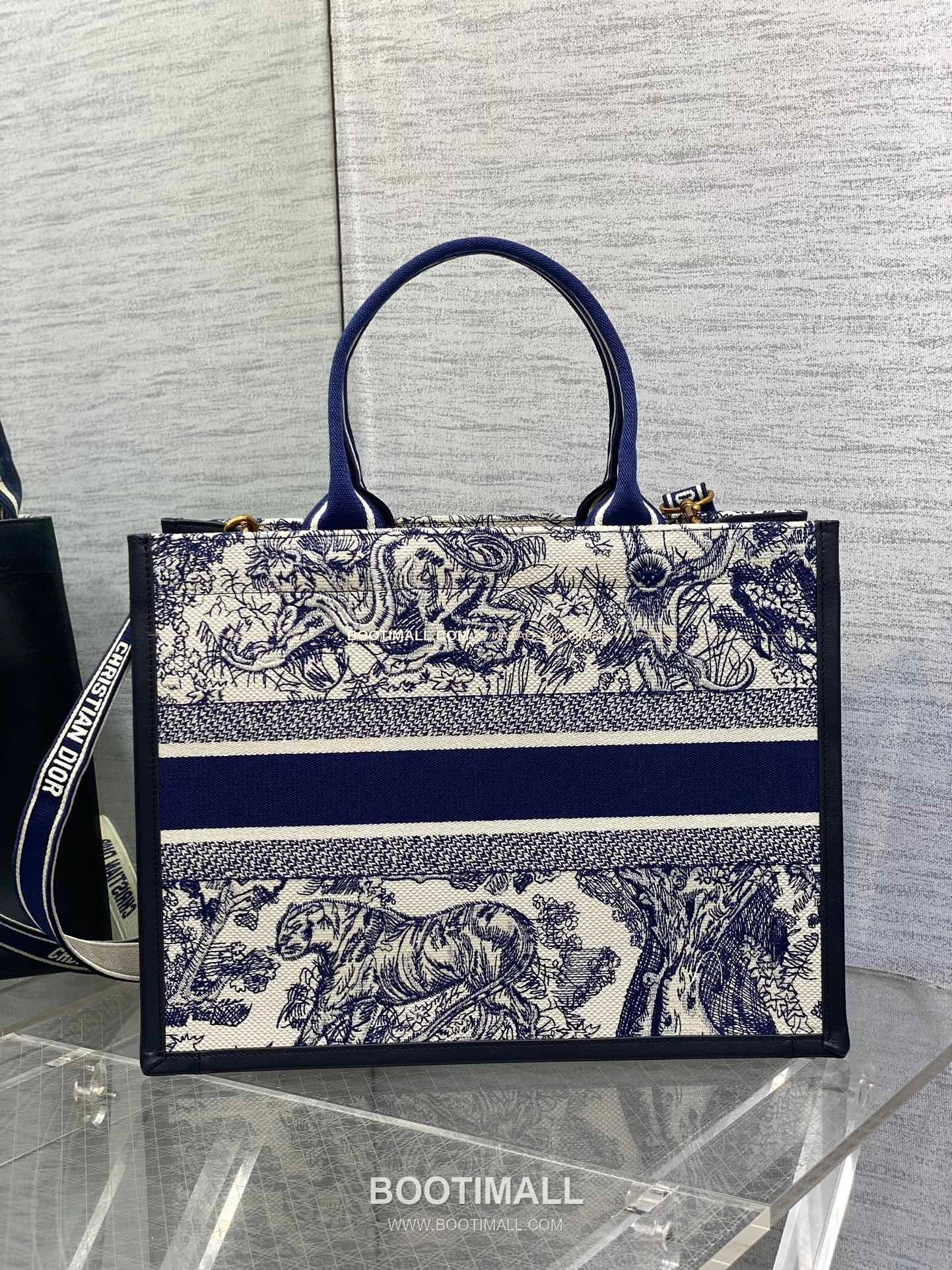 디올 오블리크 자수 캔버스 스트랩 미디엄 토트백 Dior Oblique Embroidered Canvas Strap Medium Tote Bag 36cm 12