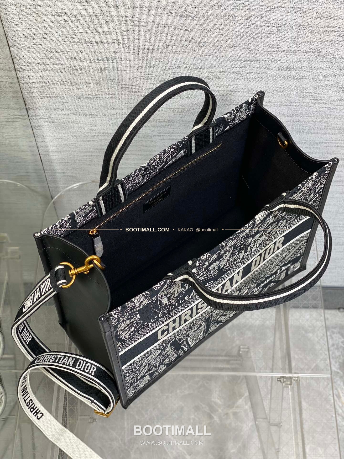 디올 오블리크 자수 캔버스 스트랩 미디엄 토트백 Dior Oblique Embroidered Canvas Strap Medium Tote Bag 36cm 13