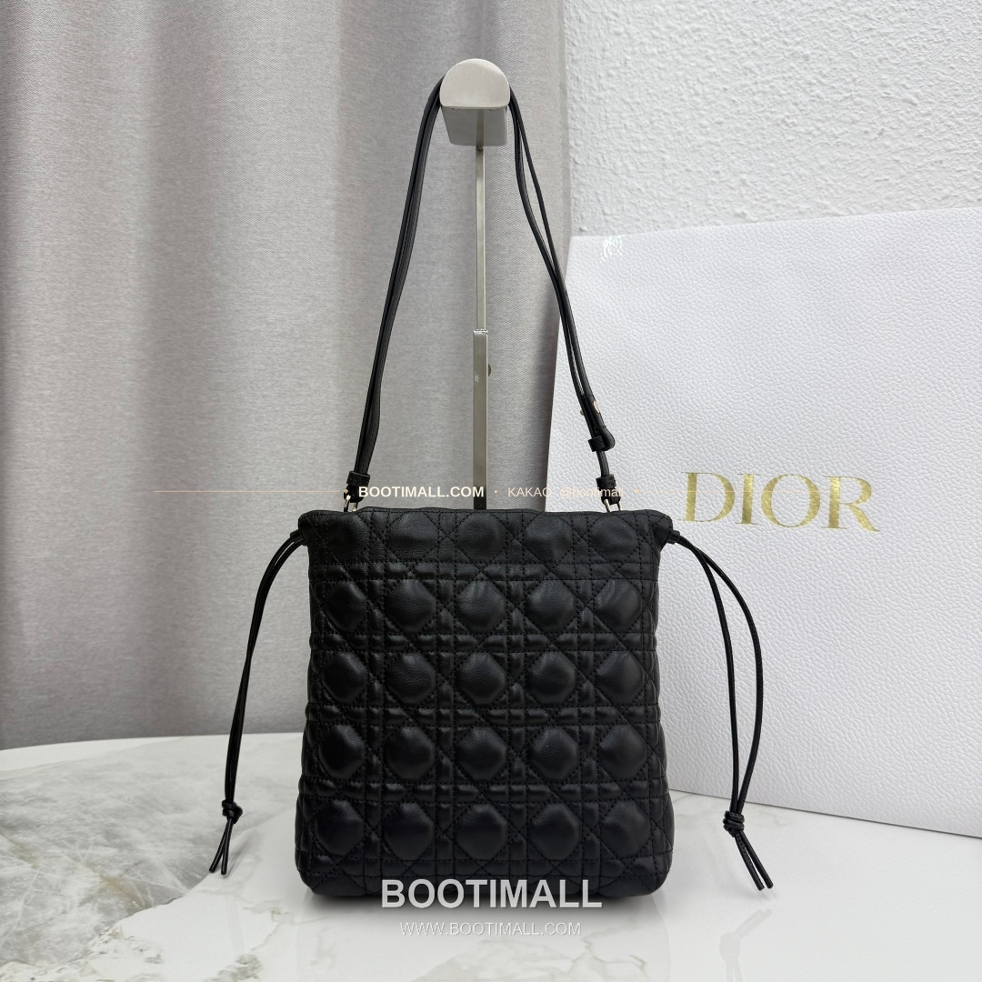 디올 아디오러블 램스킨 까나쥬 버킷백 Dior Adiorable Lambskin Cannage Bucket Bag S2611 22cm 3