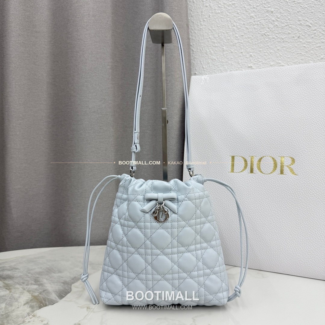 디올 아디오러블 램스킨 까나쥬 버킷백 Dior Adiorable Lambskin Cannage Bucket Bag S2611 22cm 1