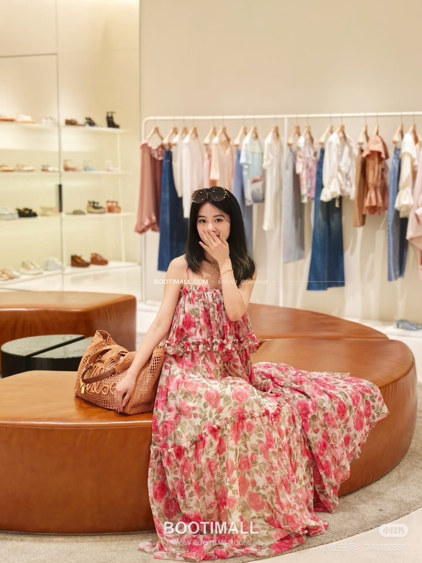 끌로에 2026SS 라피아 위빙 로고자수 바나나 토트백 Chloe 2026 SS Raffia Woven Logo Embroidery Banana Tote Bag 1666 37cm 2