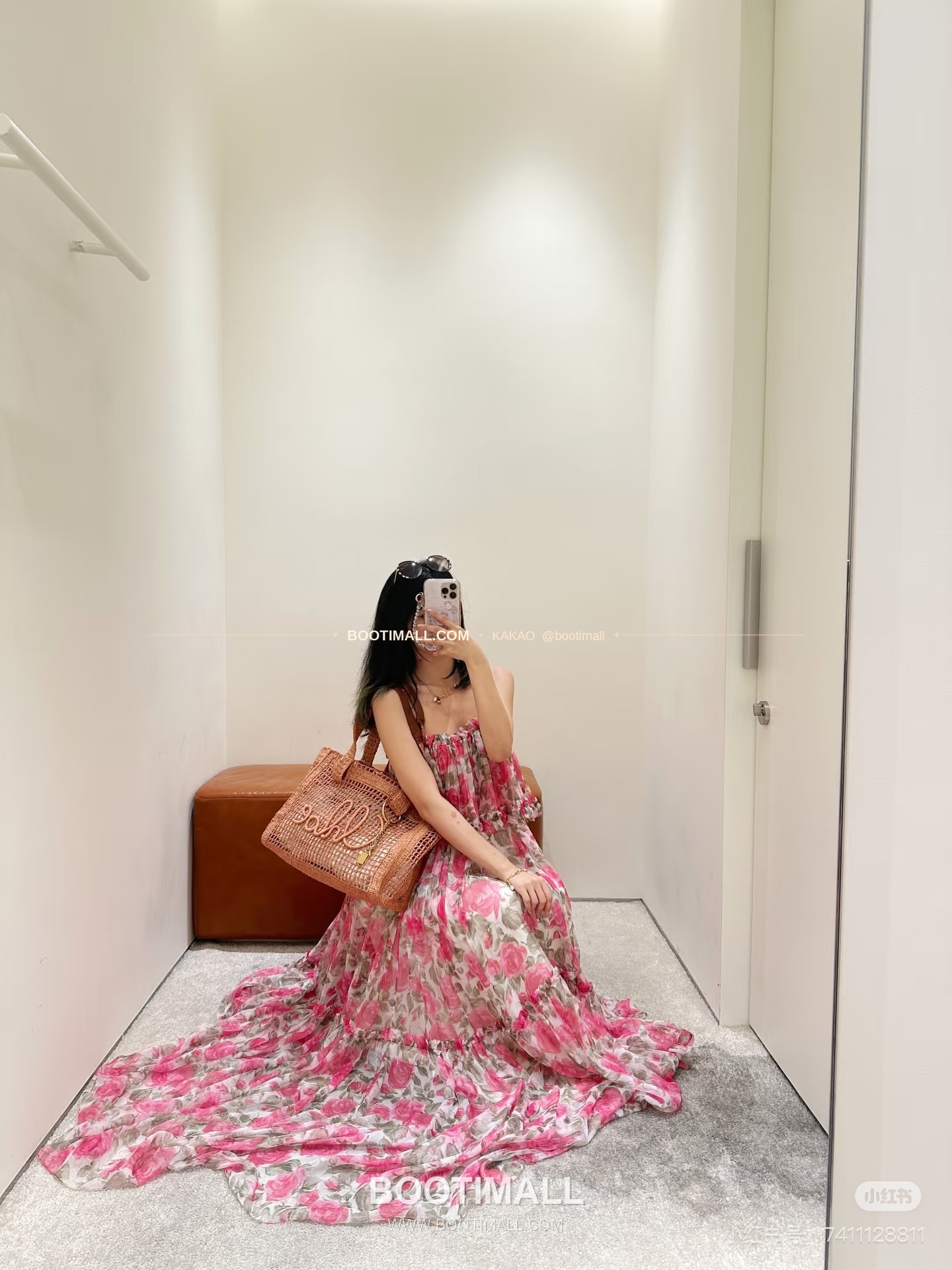 끌로에 2026SS 라피아 위빙 로고자수 바나나 토트백 Chloe 2026 SS Raffia Woven Logo Embroidery Banana Tote Bag 1666 37cm 4