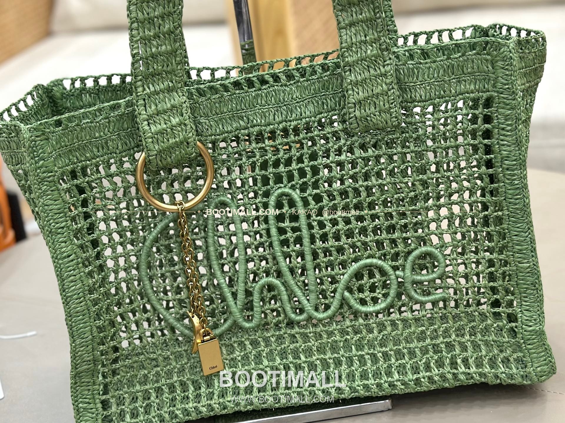 끌로에 2026SS 라피아 위빙 로고자수 바나나 토트백 Chloe 2026 SS Raffia Woven Logo Embroidery Banana Tote Bag 1666 37cm 2