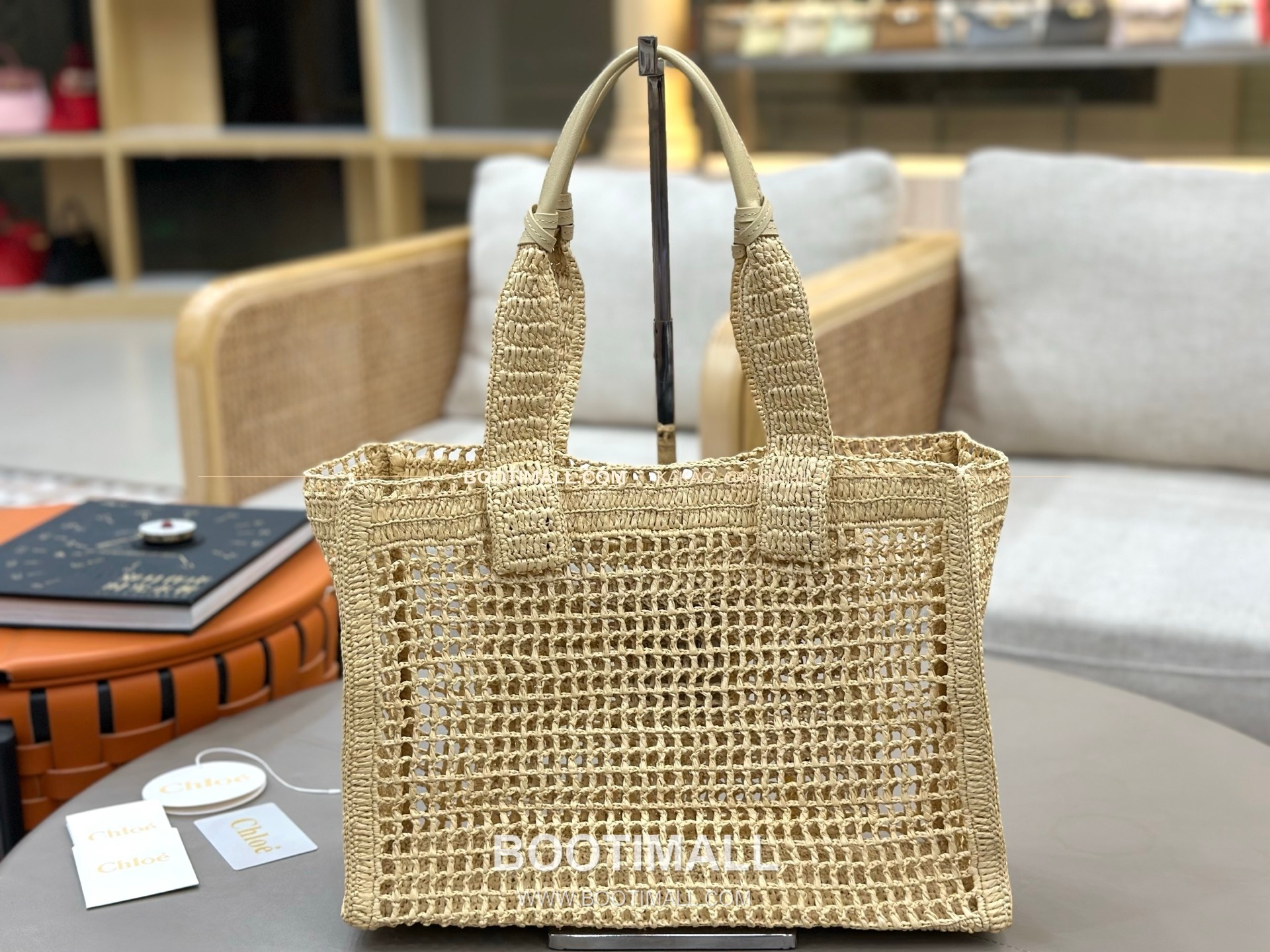 끌로에 2026SS 라피아 위빙 로고자수 바나나 토트백 Chloe 2026 SS Raffia Woven Logo Embroidery Banana Tote Bag 1666 37cm 7