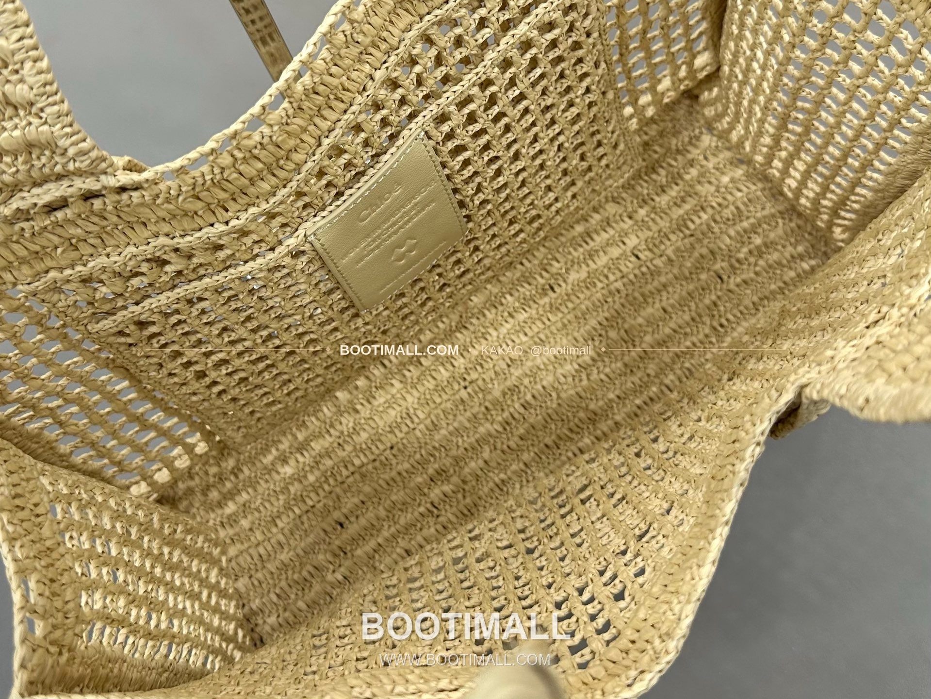 끌로에 2026SS 라피아 위빙 로고자수 바나나 토트백 Chloe 2026 SS Raffia Woven Logo Embroidery Banana Tote Bag 1666 37cm 8