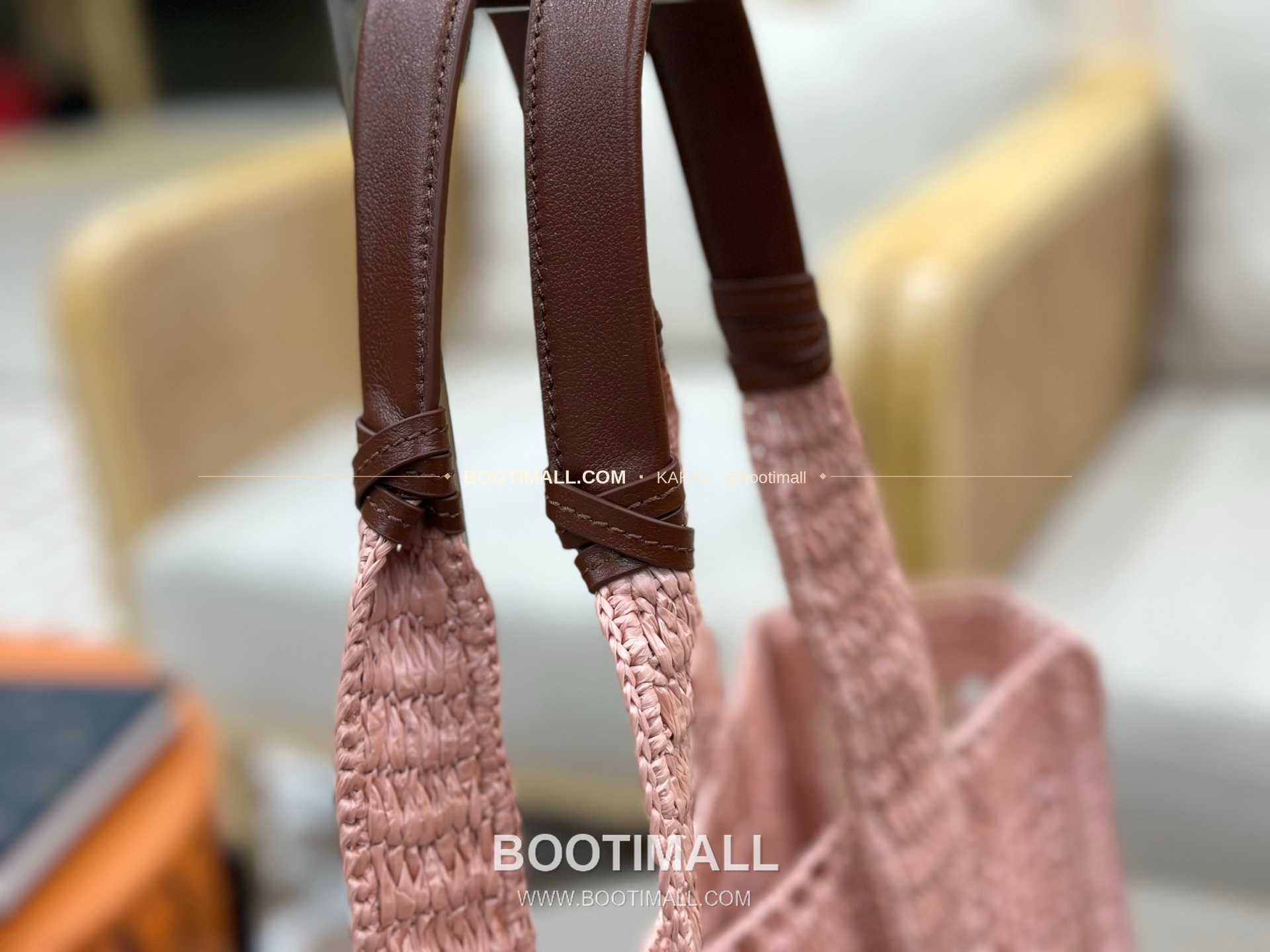 끌로에 2026SS 라피아 위빙 로고자수 바나나 토트백 Chloe 2026 SS Raffia Woven Logo Embroidery Banana Tote Bag 1666 37cm 9