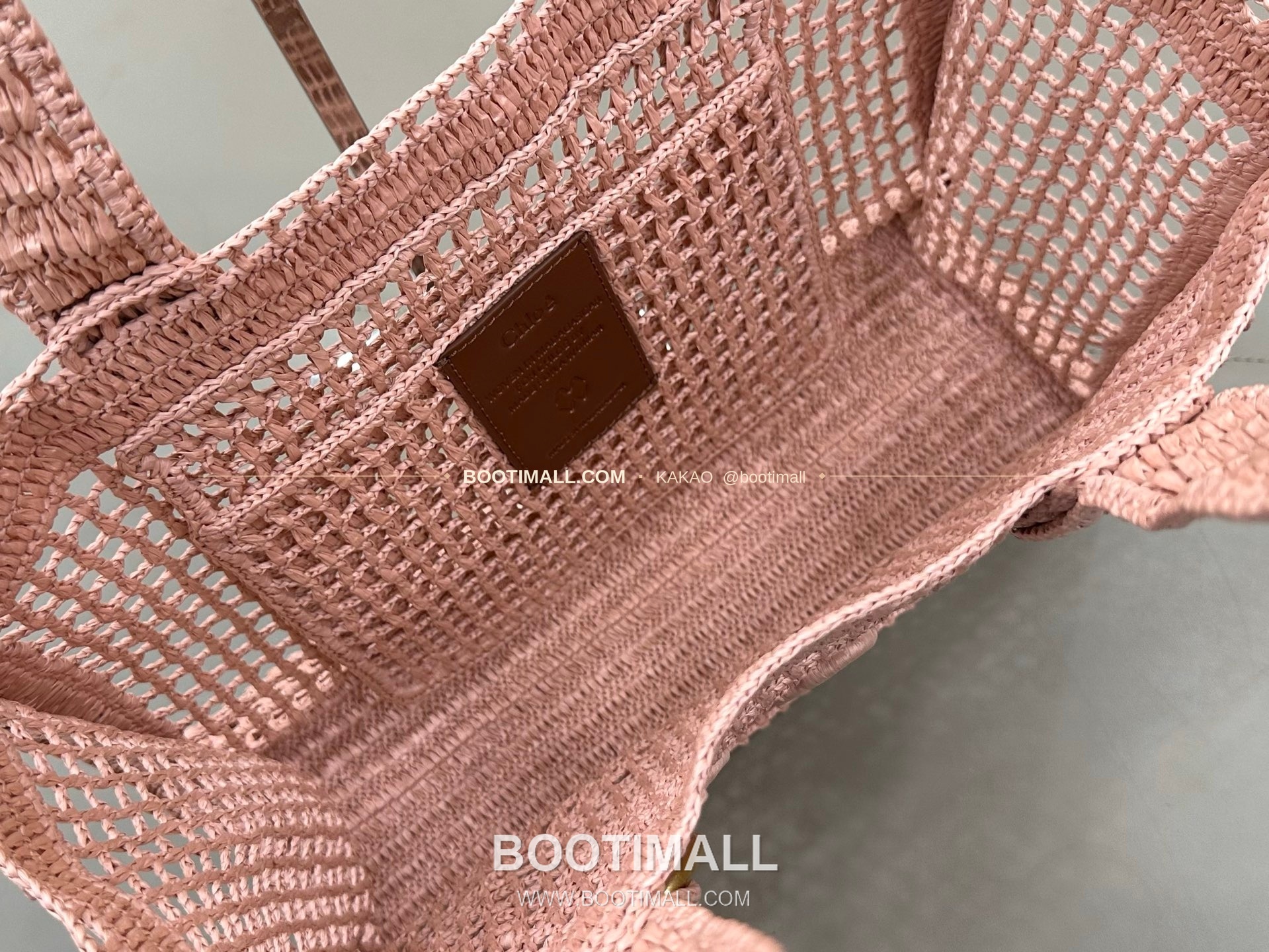 끌로에 2026SS 라피아 위빙 로고자수 바나나 토트백 Chloe 2026 SS Raffia Woven Logo Embroidery Banana Tote Bag 1666 37cm 13