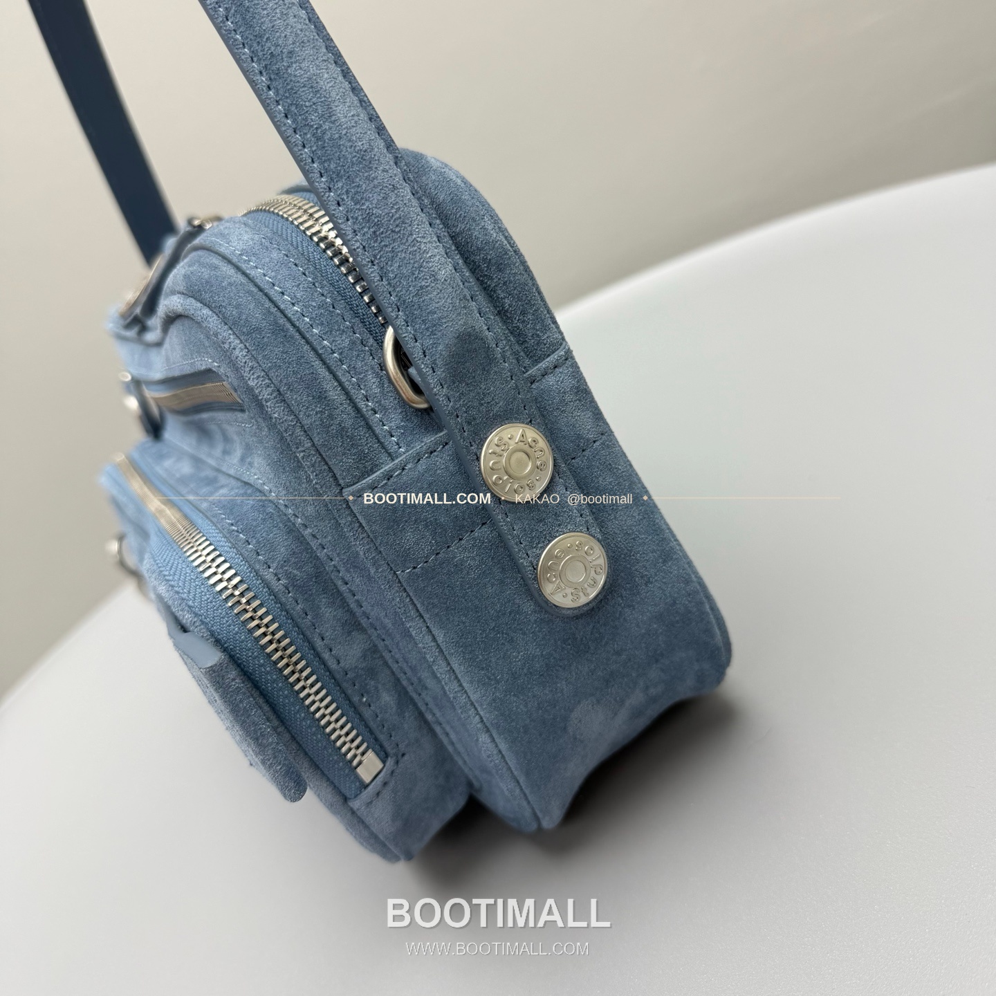 아크네스튜디오 매트 블루 카메라 크로스백 Acne Studios Matte Blue Camera Crossbody Bag 95234 26cm 7