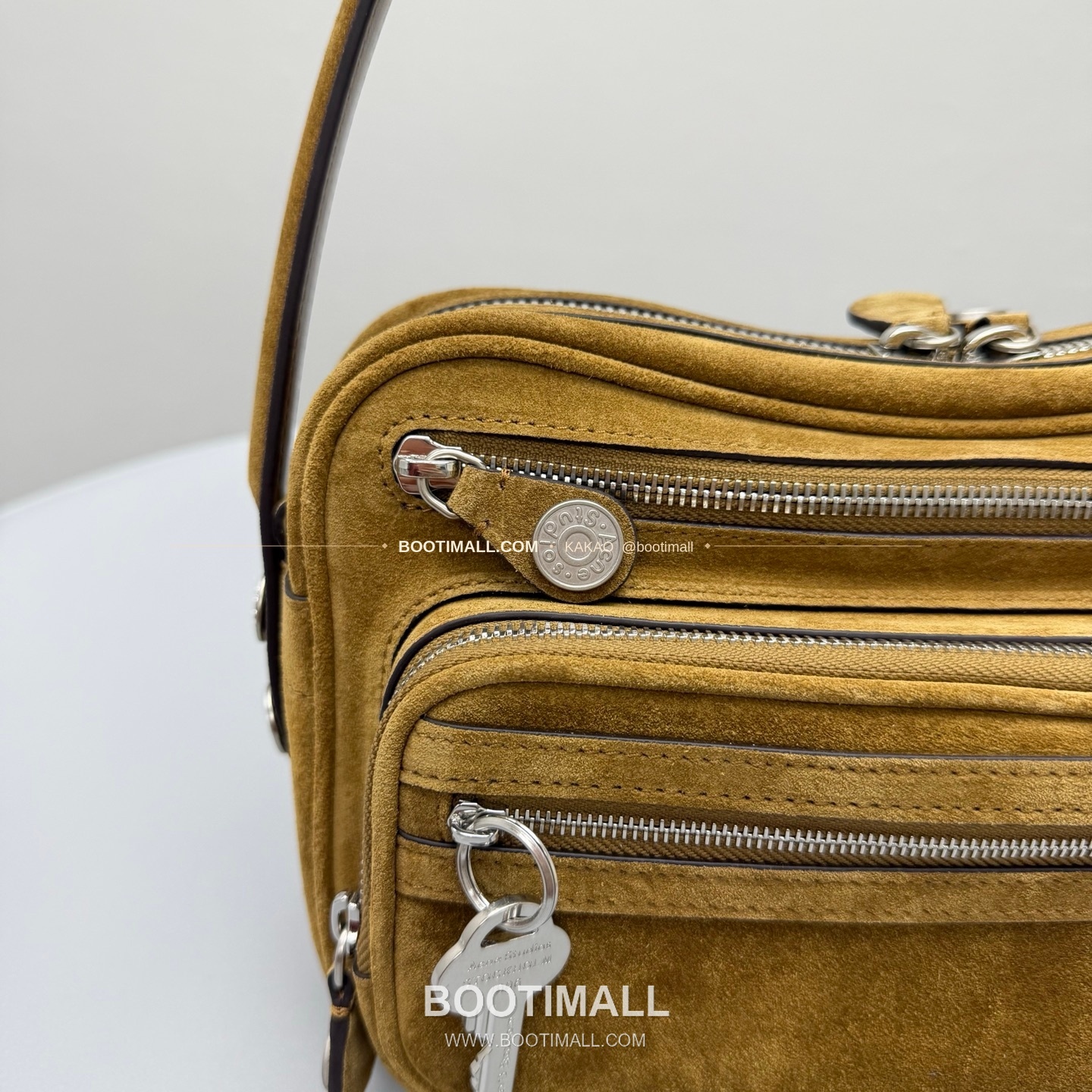 아크네스튜디오 매트 블루 카메라 크로스백 Acne Studios Matte Blue Camera Crossbody Bag 95234 26cm 5