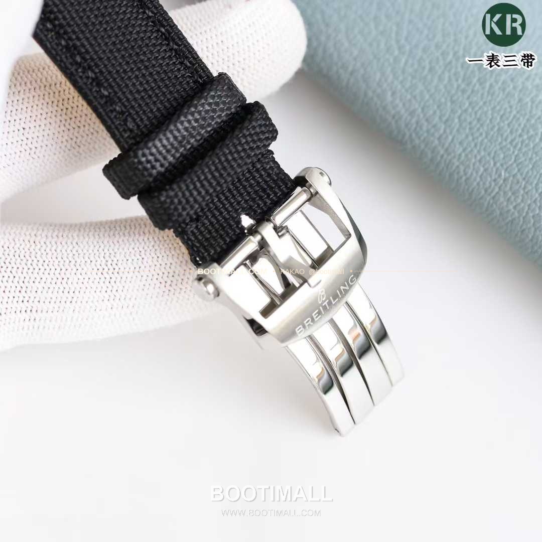 브라이틀링 어벤져 스틸 블루다이얼 야광인덱스 오토매틱 Breitling Avenger Steel Blue Dial Luminous Index Automatic A17328101C1A1 42mm 9