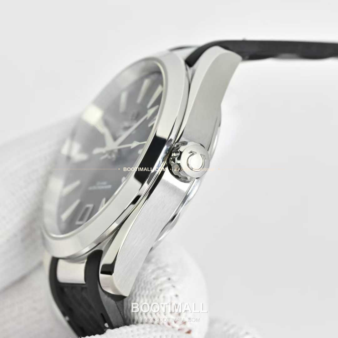 오메가 씨마스터 아쿠아테라 스틸 블루다이얼 데이트 오토매틱 Omega Seamaster Aqua Terra Steel Blue Dial Date Automatic 41mm 4