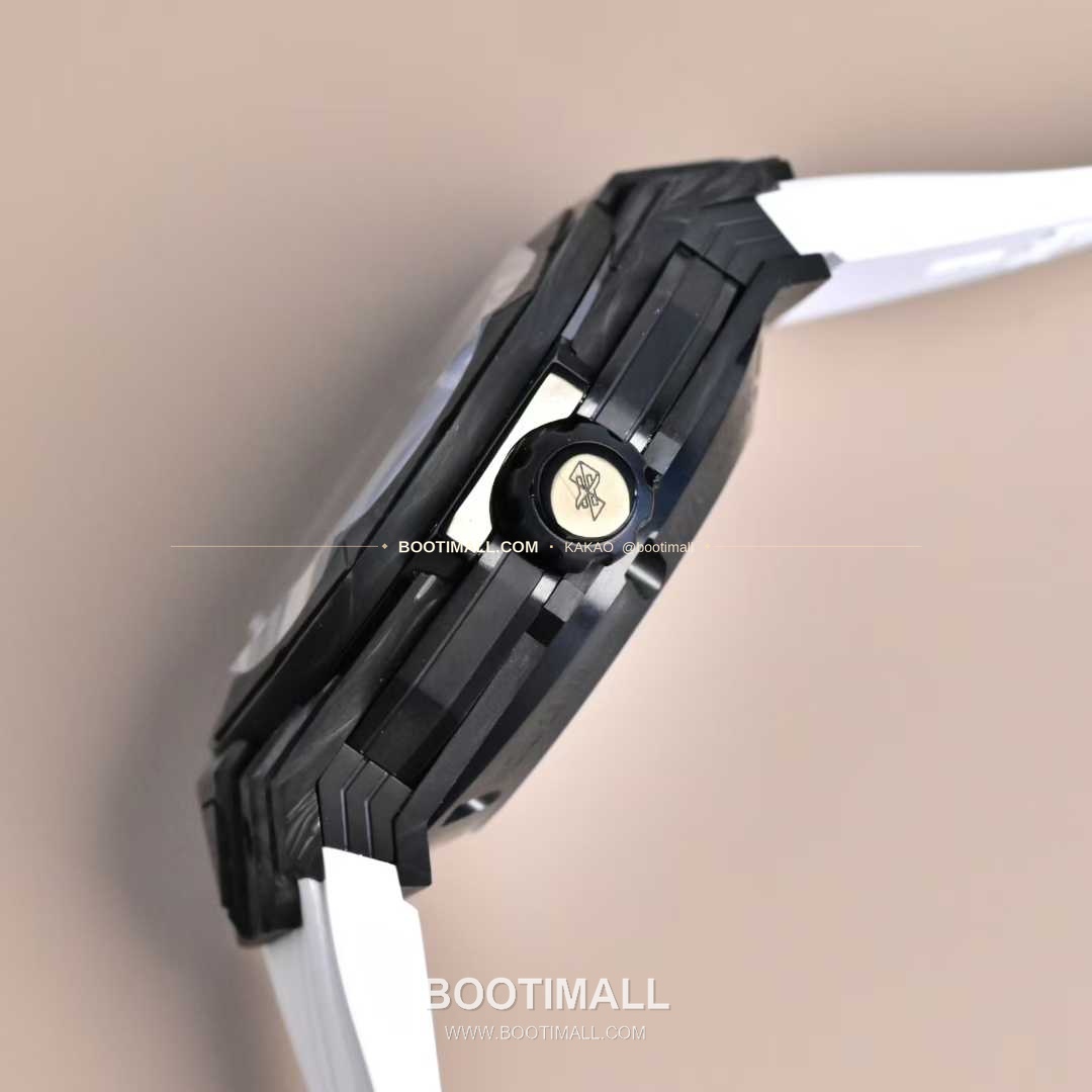 위블로 빅뱅 상블루II 카본파이버 스켈레톤 크로노그래프 오토매틱 Hublot Big Bang Sang Bleu II Carbon Fiber Skeleton Chronograph Automatic 45mm 5