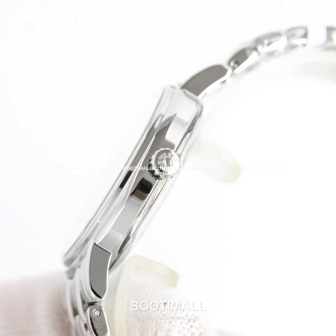 론진 엘레강스 스틸 화이트다이얼 로만인덱스 스몰세컨즈 오토매틱 Longines Elegant Steel White Dial Roman Index Small Seconds Automatic 38.5mm 6