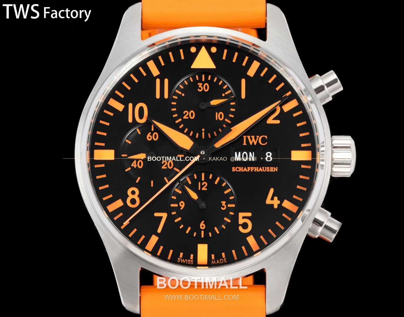 아이더블유씨 파일럿 스틸 블랙다이얼 크로노그래프 데이데이트 오토매틱 IWC Pilot Steel Black Dial Chronograph Day Date Automatic 43mm 5