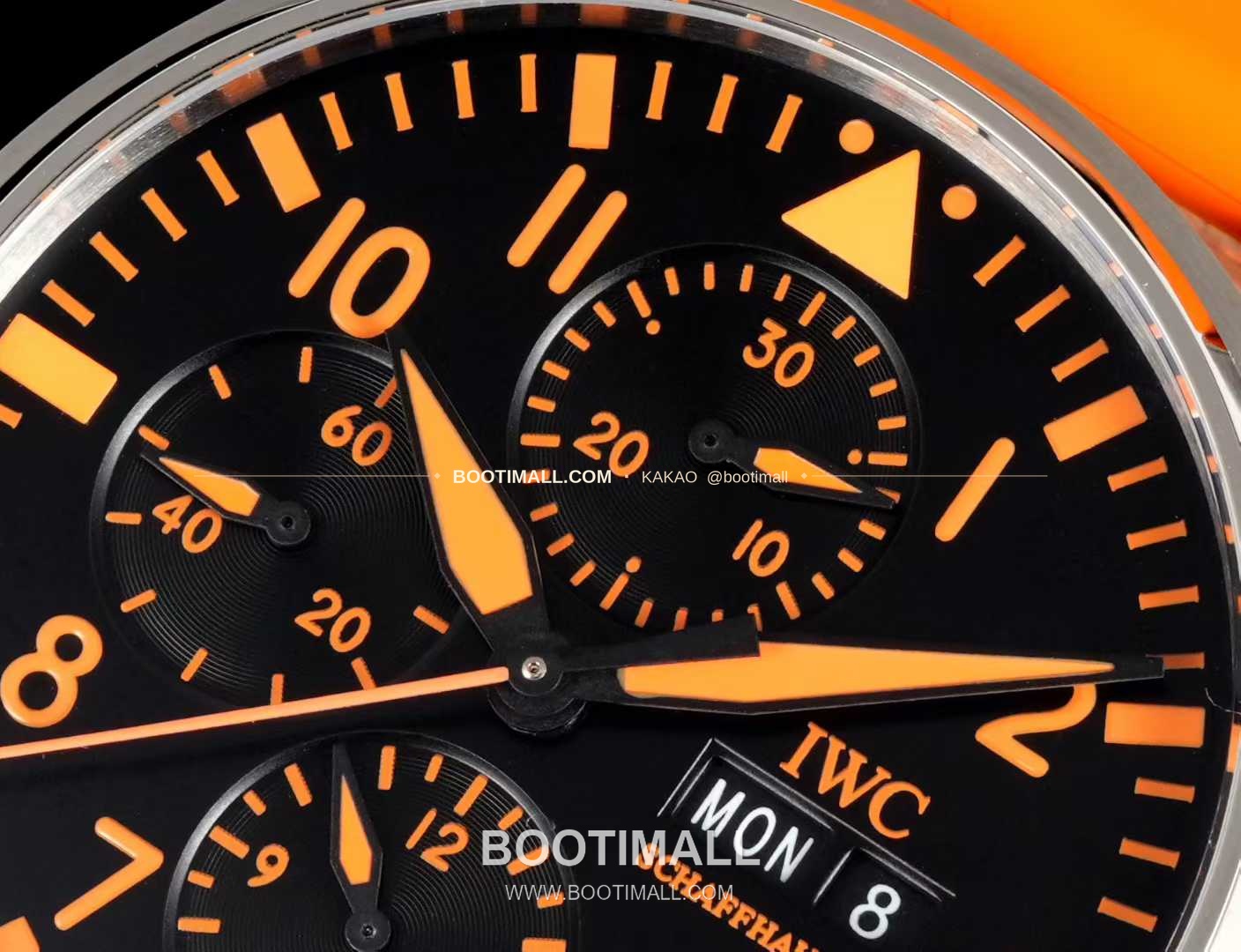 아이더블유씨 파일럿 스틸 블랙다이얼 크로노그래프 데이데이트 오토매틱 IWC Pilot Steel Black Dial Chronograph Day Date Automatic 43mm 6