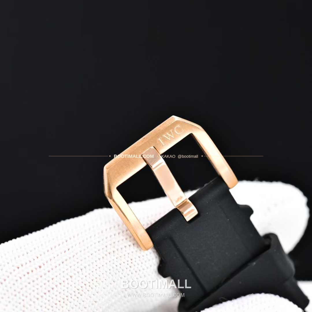 IWC 아쿠아타이머 스틸 블랙다이얼 다이버 오토매틱 IWC Aquatimer Steel Black Dial Diver Automatic 44mm 9