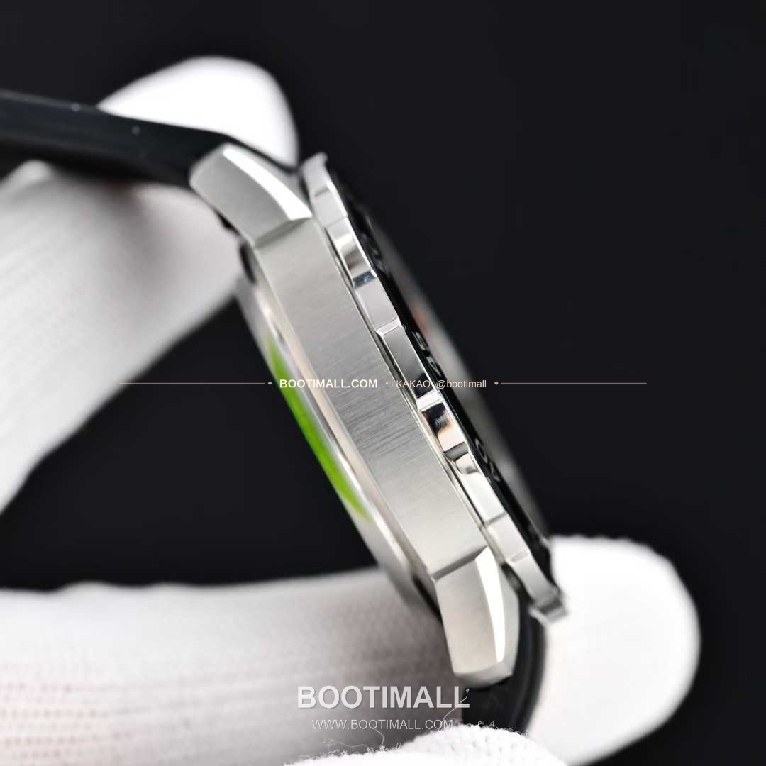 IWC 아쿠아타이머 스틸 블랙다이얼 다이버 오토매틱 IWC Aquatimer Steel Black Dial Diver Automatic 44mm 6