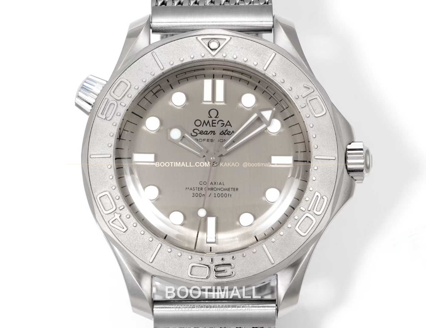 오메가 씨마스터 다이버300M 티타늄베젤 그레이다이얼 야광 오토매틱 Omega Seamaster Diver 300M Titanium Bezel Grey Dial Luminous Automatic 42mm 2