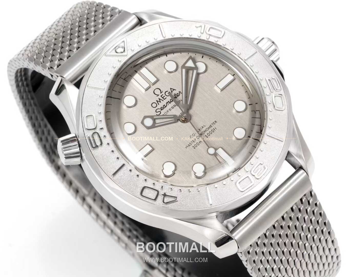 오메가 씨마스터 다이버300M 티타늄베젤 그레이다이얼 야광 오토매틱 Omega Seamaster Diver 300M Titanium Bezel Grey Dial Luminous Automatic 42mm 4