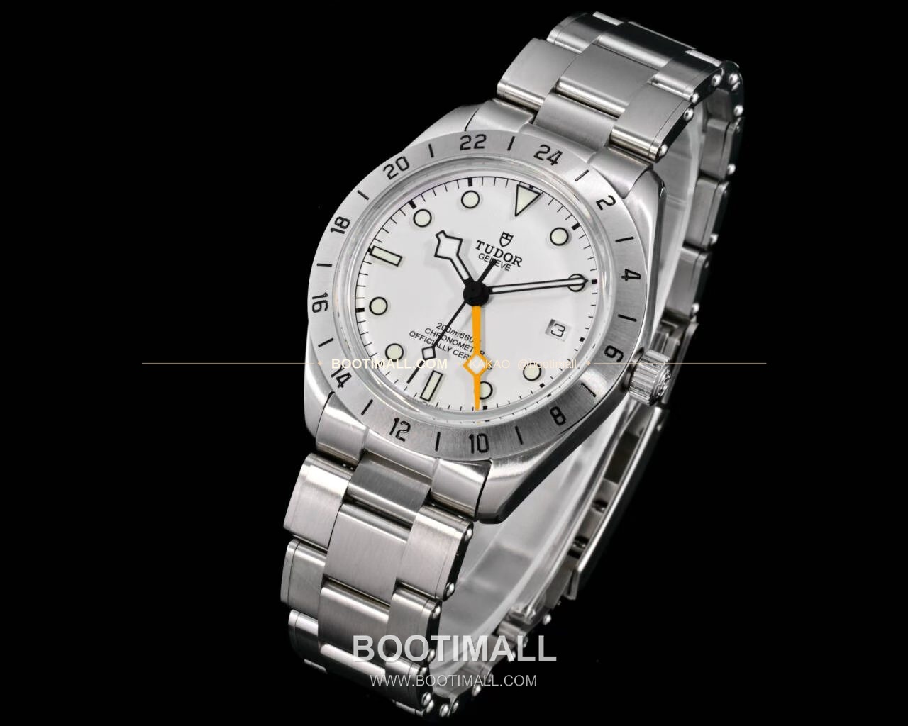 튜더 블랙베이 프로 GMT 스틸 아이보리/블랙 다이얼 오토매틱 Tudor Black Bay Pro GMT Steel Ivory Black Dial Automatic 79470 39mm 2