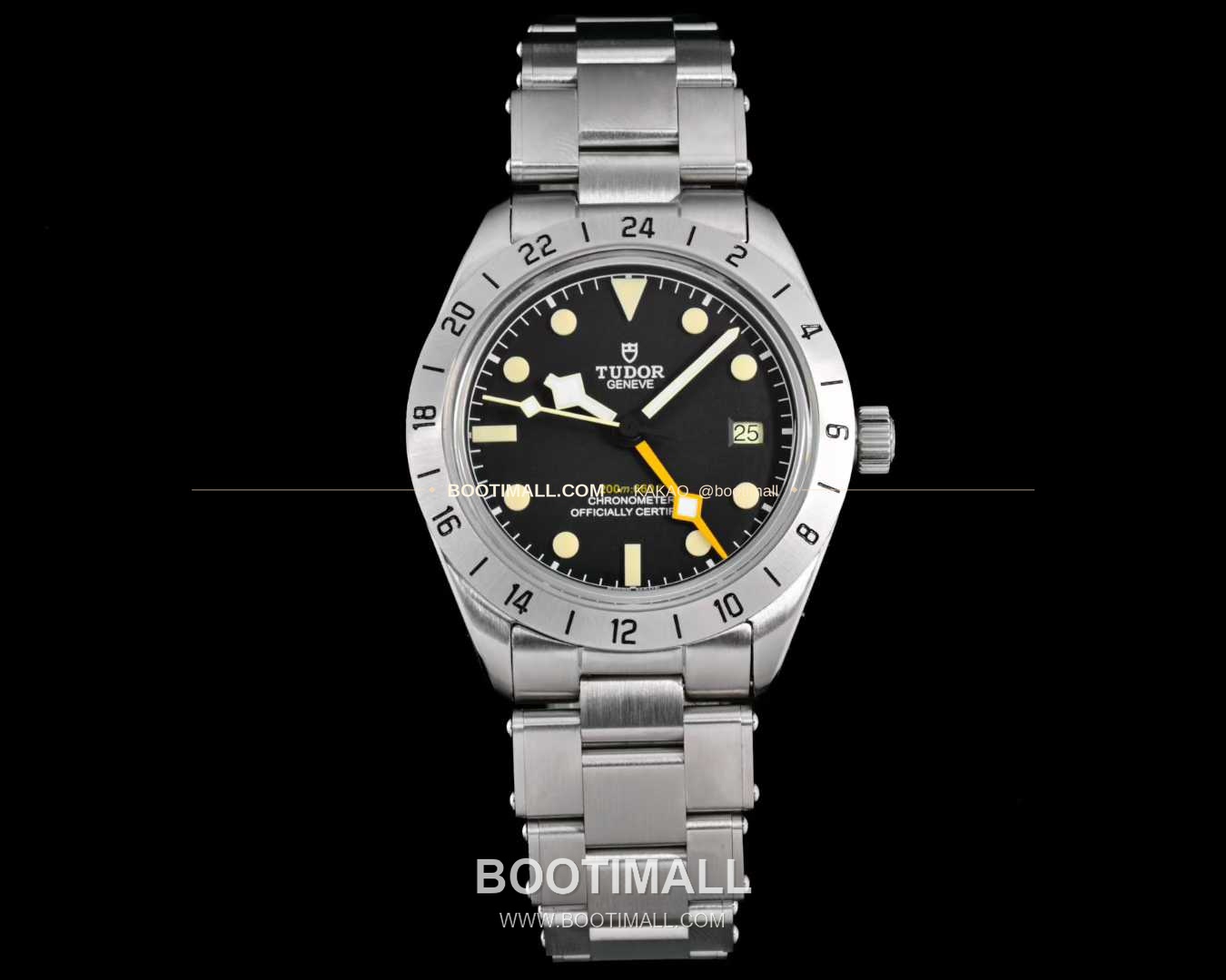 튜더 블랙베이 프로 GMT 스틸 아이보리/블랙 다이얼 오토매틱 Tudor Black Bay Pro GMT Steel Ivory Black Dial Automatic 79470 39mm 2