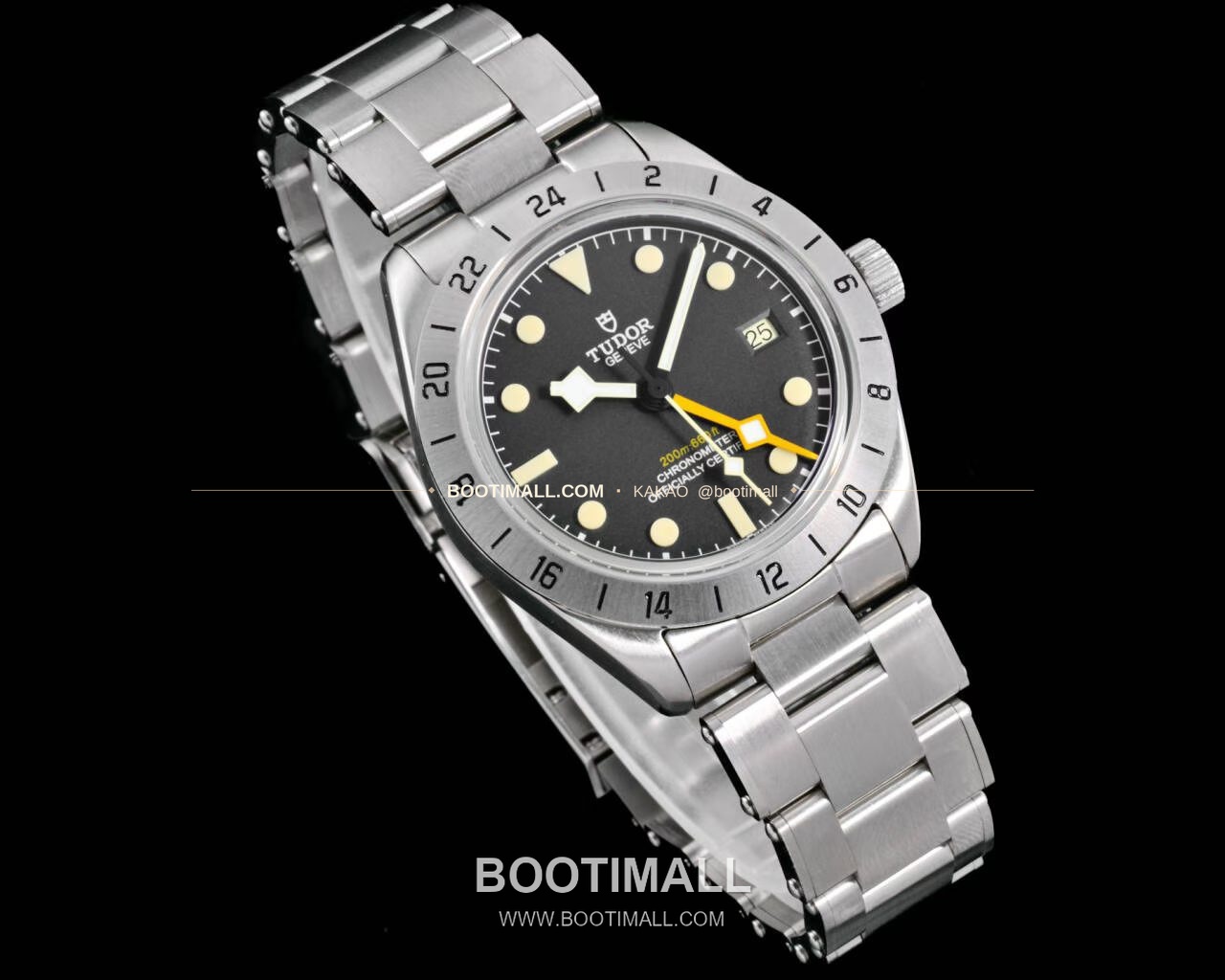 튜더 블랙베이 프로 GMT 스틸 아이보리/블랙 다이얼 오토매틱 Tudor Black Bay Pro GMT Steel Ivory Black Dial Automatic 79470 39mm 3