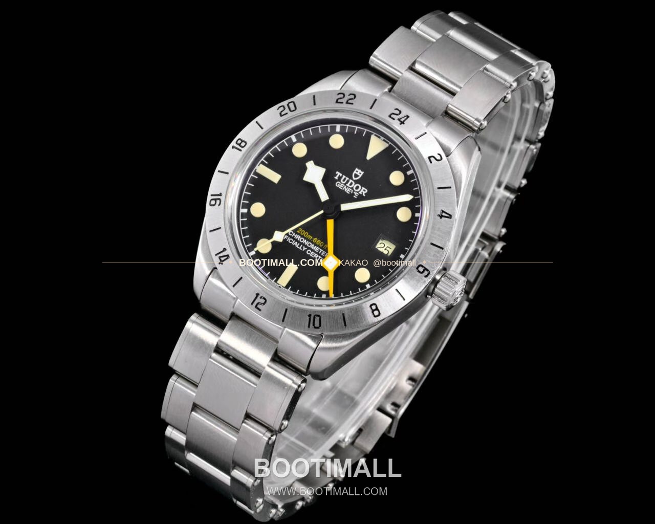 튜더 블랙베이 프로 GMT 스틸 아이보리/블랙 다이얼 오토매틱 Tudor Black Bay Pro GMT Steel Ivory Black Dial Automatic 79470 39mm 4