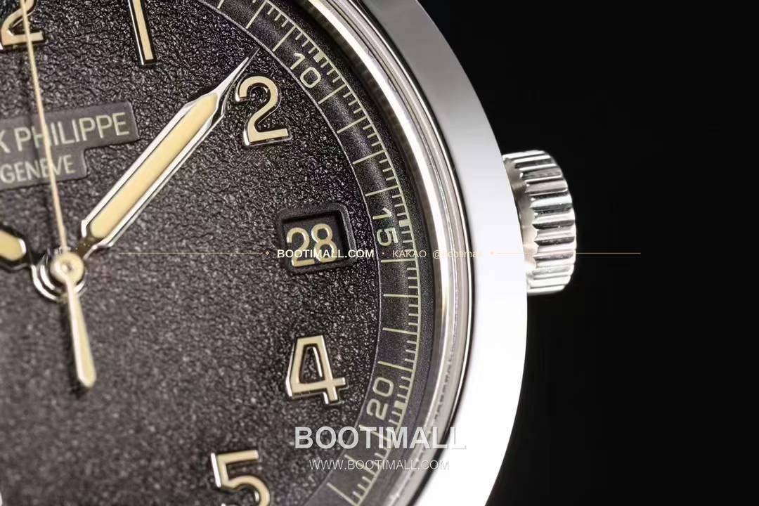 파텍필립 칼라트라바 화이트골드 차콜다이얼 오토매틱 Patek Philippe Calatrava White Gold Charcoal Dial Automatic 5226G-001 40mm 5