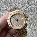 파텍필립 노틸러스 스틸 블루다이얼 오토매틱 Patek Philippe Nautilus Steel Blue Dial Automatic 7118 35.2mm 2