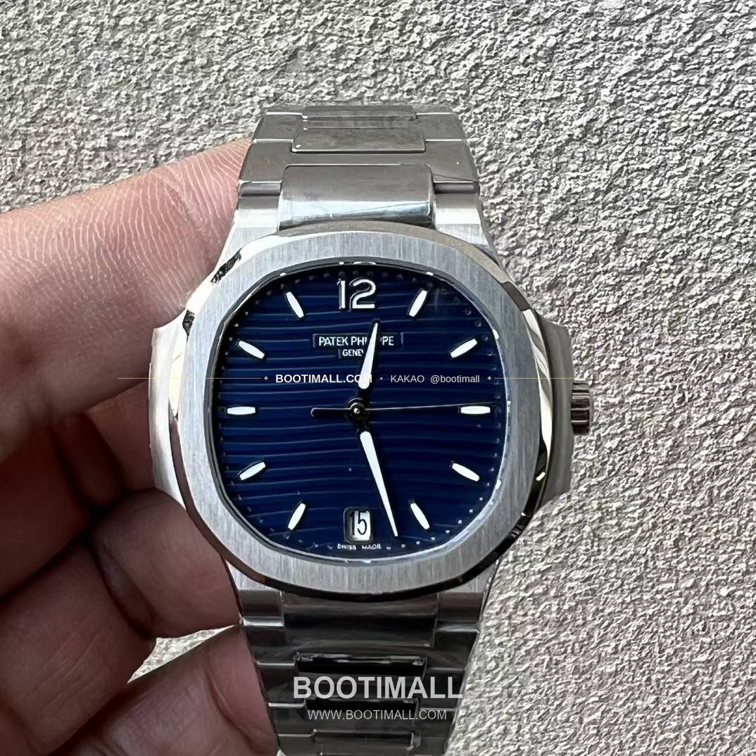 파텍필립 노틸러스 스틸 블루다이얼 오토매틱 Patek Philippe Nautilus Steel Blue Dial Automatic 7118 35.2mm 1