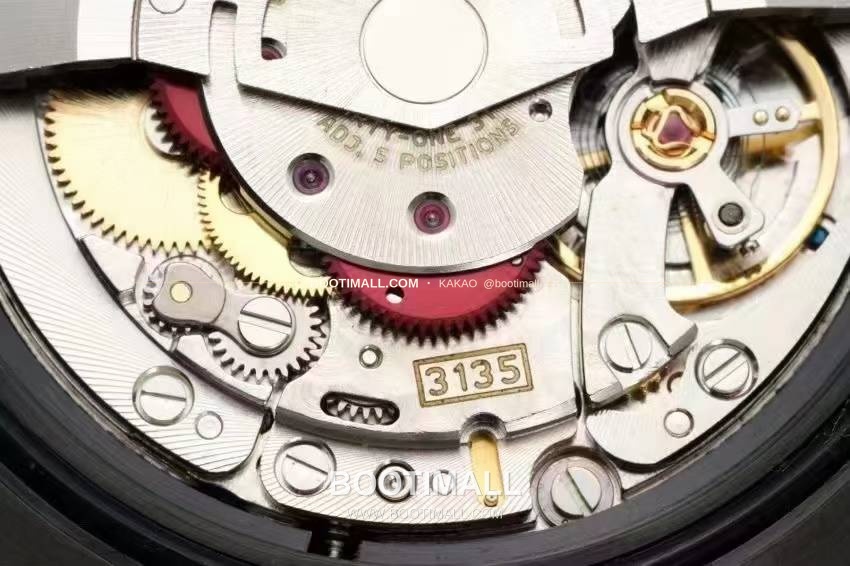 롤렉스 서브마리너 904L스틸 블랙다이얼 레인보우베젤 오토매틱 Rolex Submariner 904L Steel Black Dial Rainbow Bezel Automatic 40mm 8