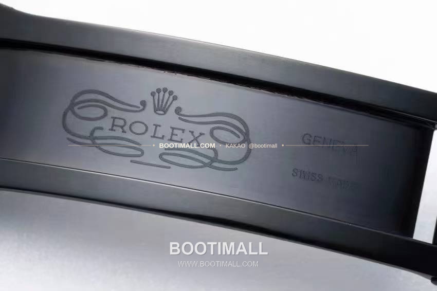 롤렉스 서브마리너 904L스틸 블랙다이얼 레인보우베젤 오토매틱 Rolex Submariner 904L Steel Black Dial Rainbow Bezel Automatic 40mm 9