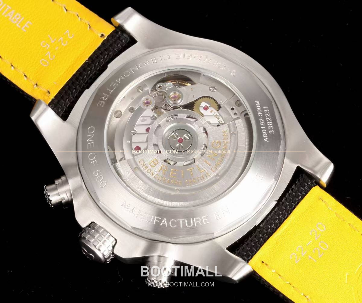 브라이틀링 어벤저 스틸 블랙다이얼 크로노그래프 오토매틱 Breitling Avenger Steel Black Dial Chronograph Automatic B01 45mm 9