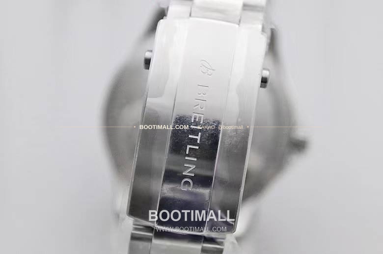 브라이틀링 슈퍼오션 스틸 블랙다이얼 다이버 오토매틱 Breitling Superocean Steel Black Dial Diver Automatic 44mm 8