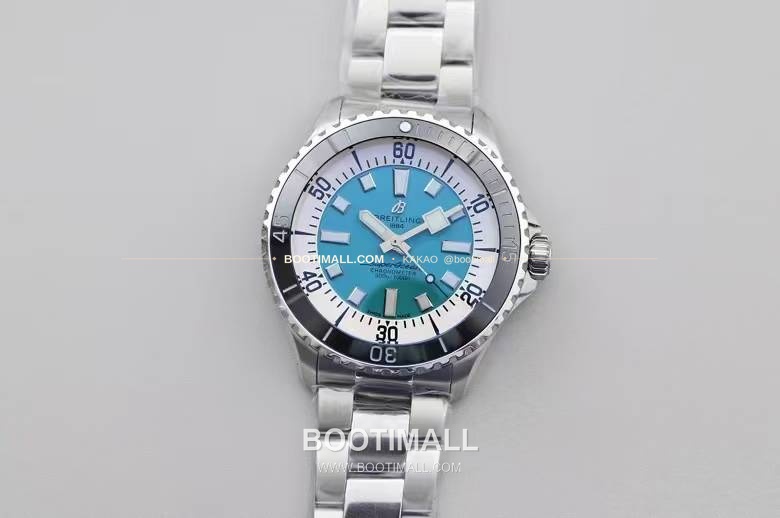 브라이틀링 슈퍼오션 스틸 블랙다이얼 다이버 오토매틱 Breitling Superocean Steel Black Dial Diver Automatic 44mm 1
