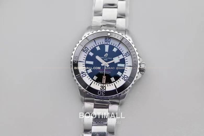 브라이틀링 슈퍼오션 스틸 블랙다이얼 다이버 오토매틱 Breitling Superocean Steel Black Dial Diver Automatic 44mm 1