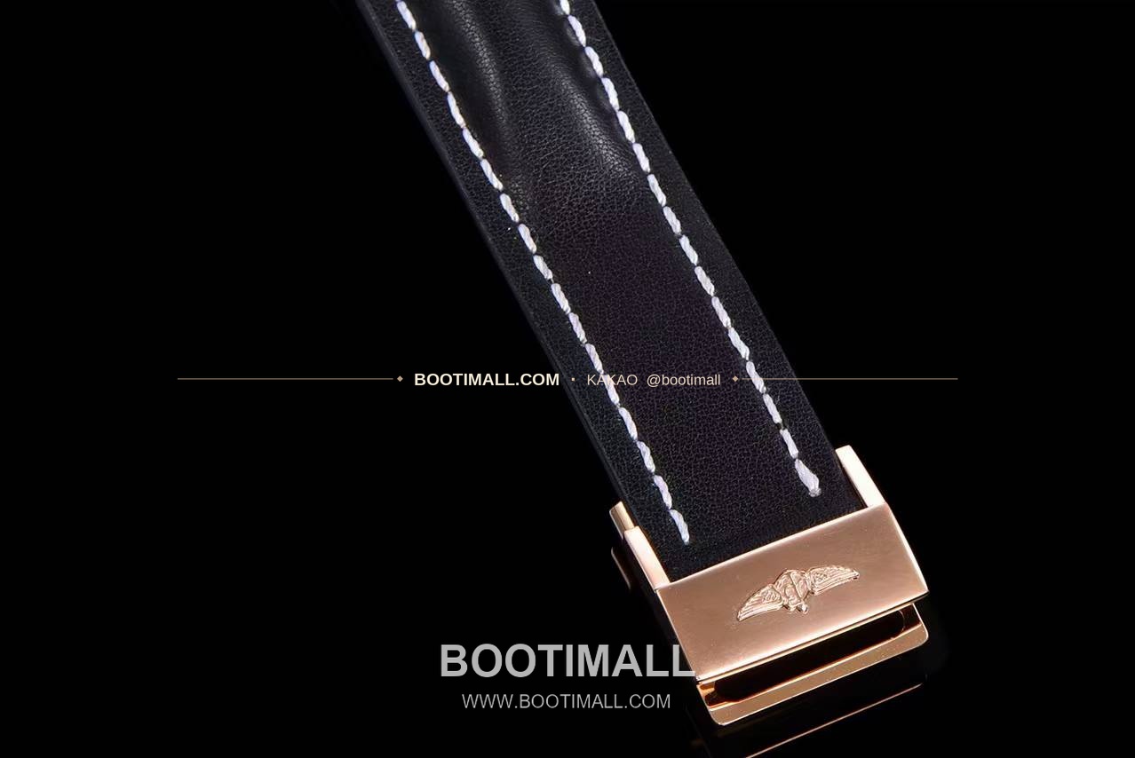 브라이틀링 크로노맷 스틸 블루다이얼 크로노그래프 오토매틱 Breitling Chronomat Steel Blue Dial Chronograph Automatic 44mm 8