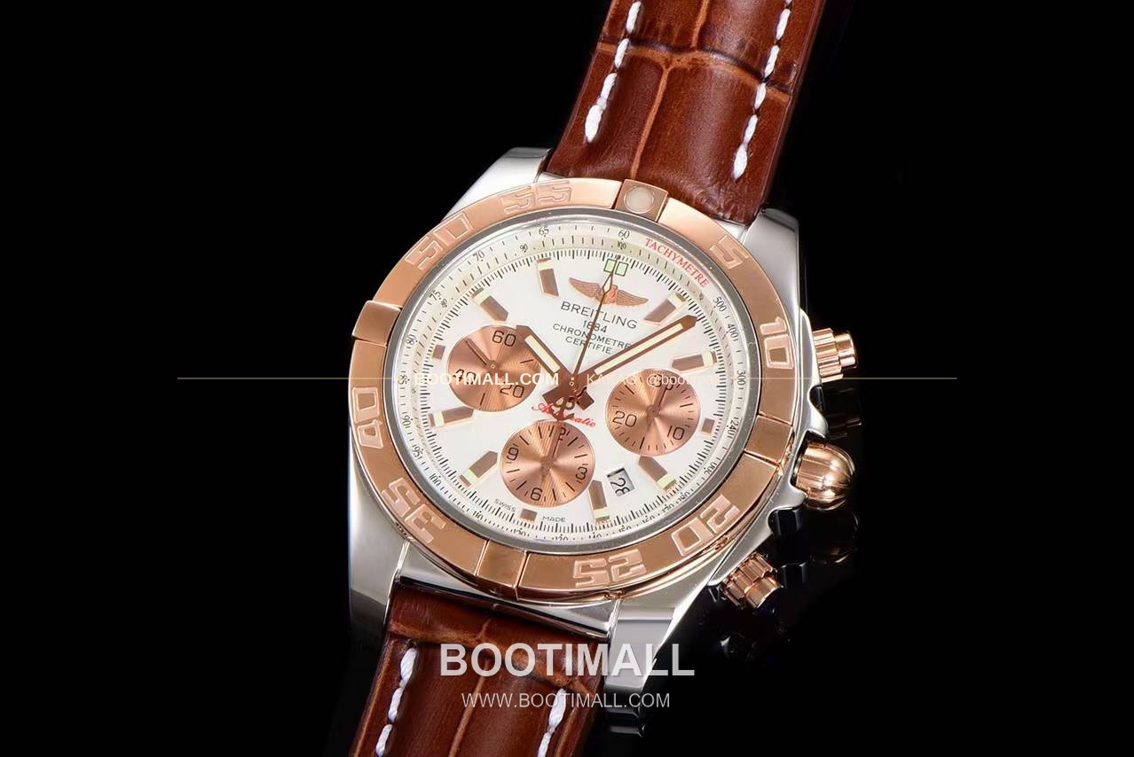 브라이틀링 크로노맷 스틸 블루다이얼 크로노그래프 오토매틱 Breitling Chronomat Steel Blue Dial Chronograph Automatic 44mm 3