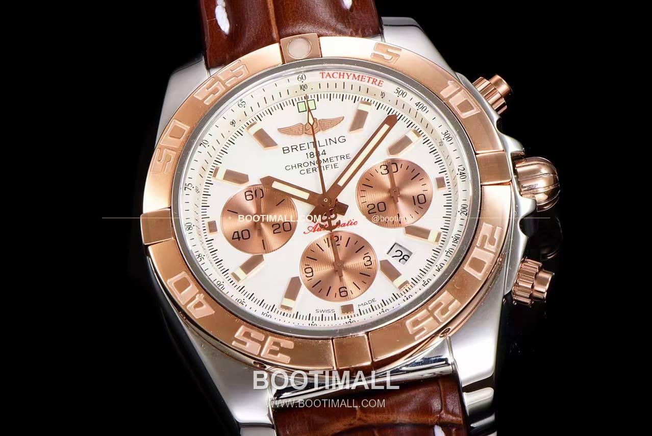 브라이틀링 크로노맷 스틸 블루다이얼 크로노그래프 오토매틱 Breitling Chronomat Steel Blue Dial Chronograph Automatic 44mm 5