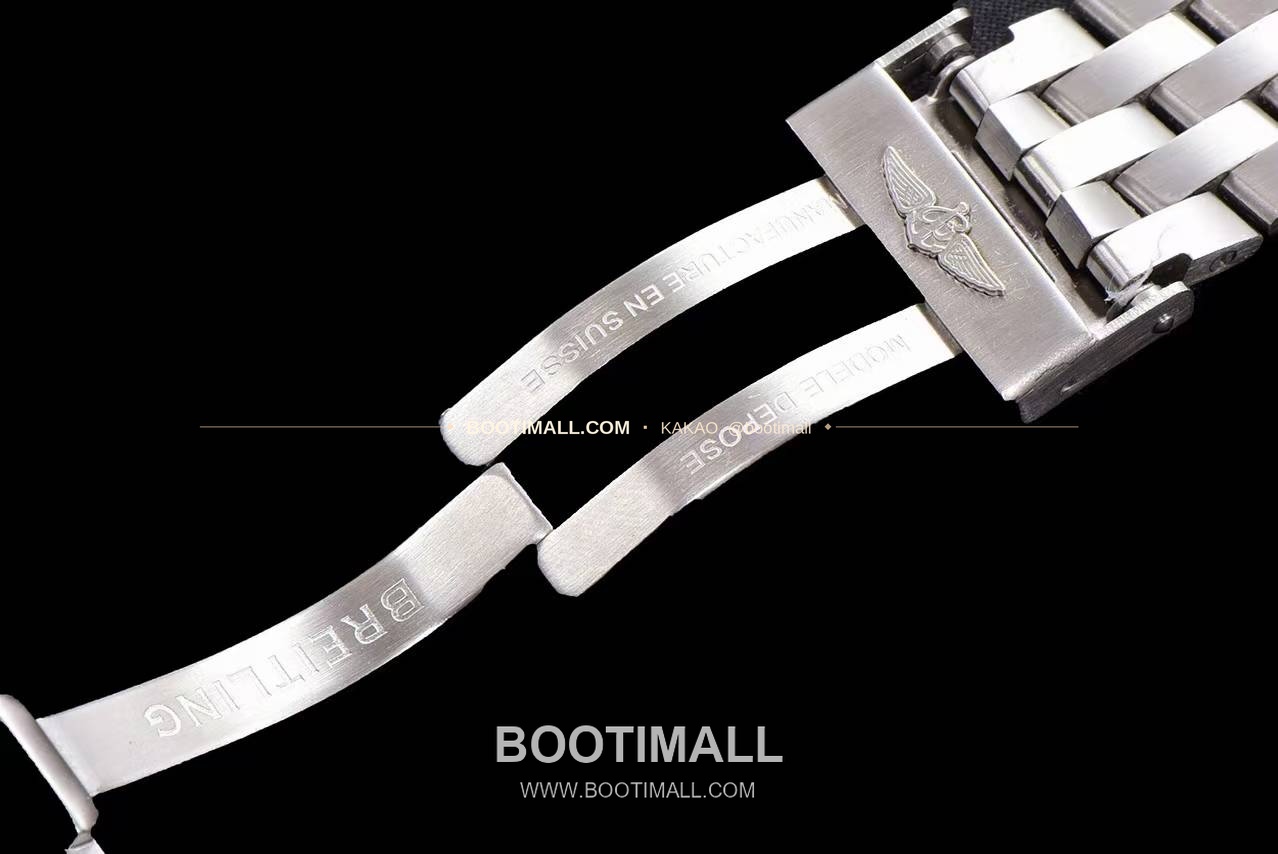 브라이틀링 크로노맷 스틸 블랙다이얼 크로노그래프 오토매틱 Breitling Chronomat Steel Black Dial Chronograph Automatic 44mm 9