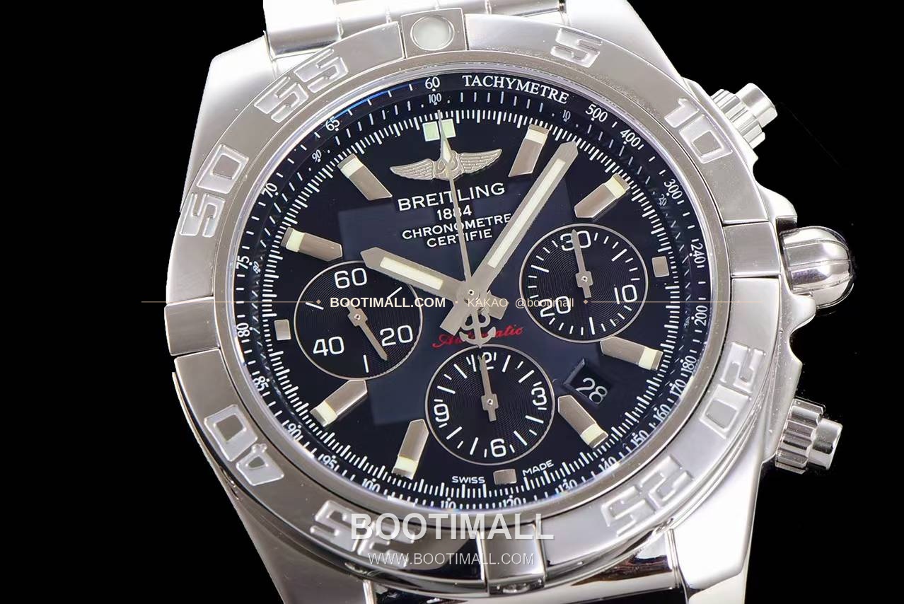 브라이틀링 크로노맷 스틸 블랙다이얼 크로노그래프 오토매틱 Breitling Chronomat Steel Black Dial Chronograph Automatic 44mm 5