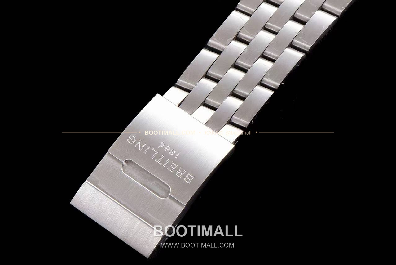 브라이틀링 크로노맷 스틸 블랙다이얼 크로노그래프 오토매틱 Breitling Chronomat Steel Black Dial Chronograph Automatic 44mm 8