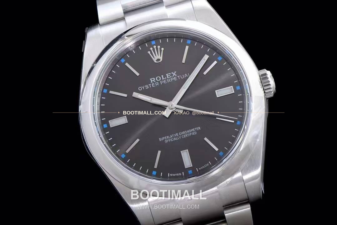 롤렉스 오이스터 퍼페추얼 904L스틸 블루다이얼 오토매틱 Rolex Oyster Perpetual 904L Steel Blue Dial Automatic 114300 39mm 4