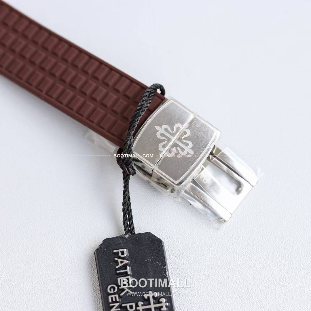 파텍필립 아쿠아넛 스틸 다이아세팅 블랙다이얼 오토매틱 Patek Philippe Aquanaut Steel Diamond Set Black Dial Automatic 35.6mm 9