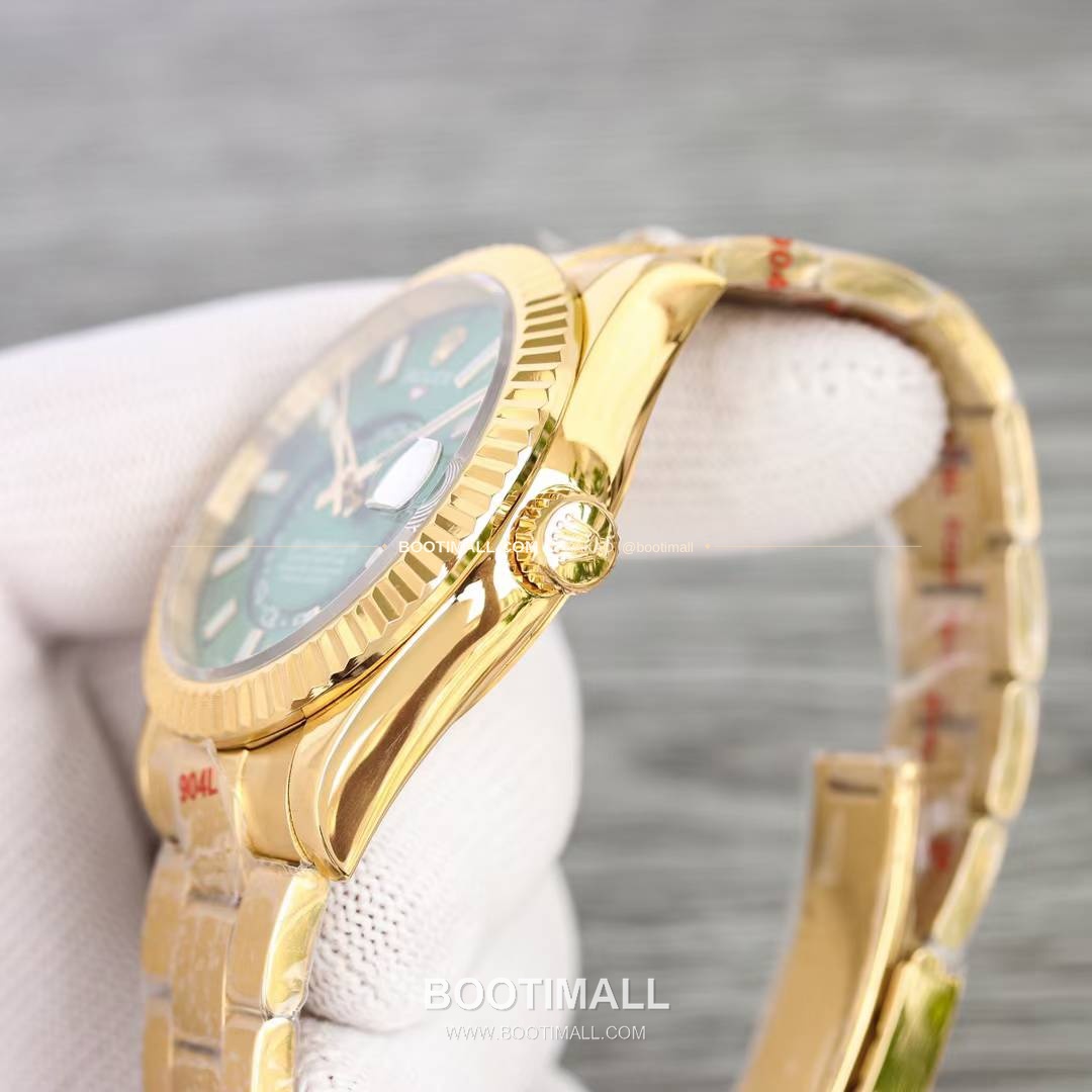 롤렉스 스카이드웰러 904L스틸 블루다이얼 애뉴얼캘린더 듀얼타임 오토매틱 Rolex Sky-Dweller 904L Steel Blue Dial Annual Calendar Dual Time Automatic 42mm 3