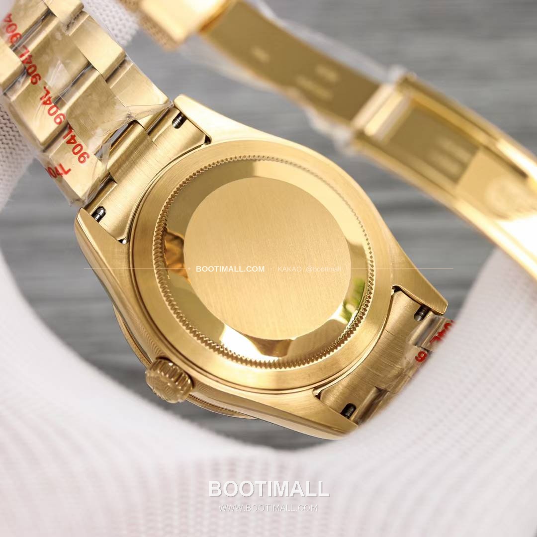 롤렉스 스카이드웰러 904L스틸 블루다이얼 애뉴얼캘린더 듀얼타임 오토매틱 Rolex Sky-Dweller 904L Steel Blue Dial Annual Calendar Dual Time Automatic 42mm 4